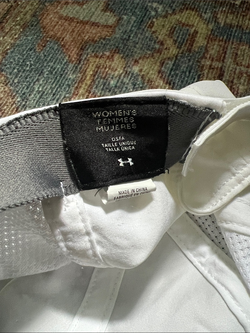 Under Armour Women’s Set of 2 Performance Caps in Black & White - Picture 4 of 5